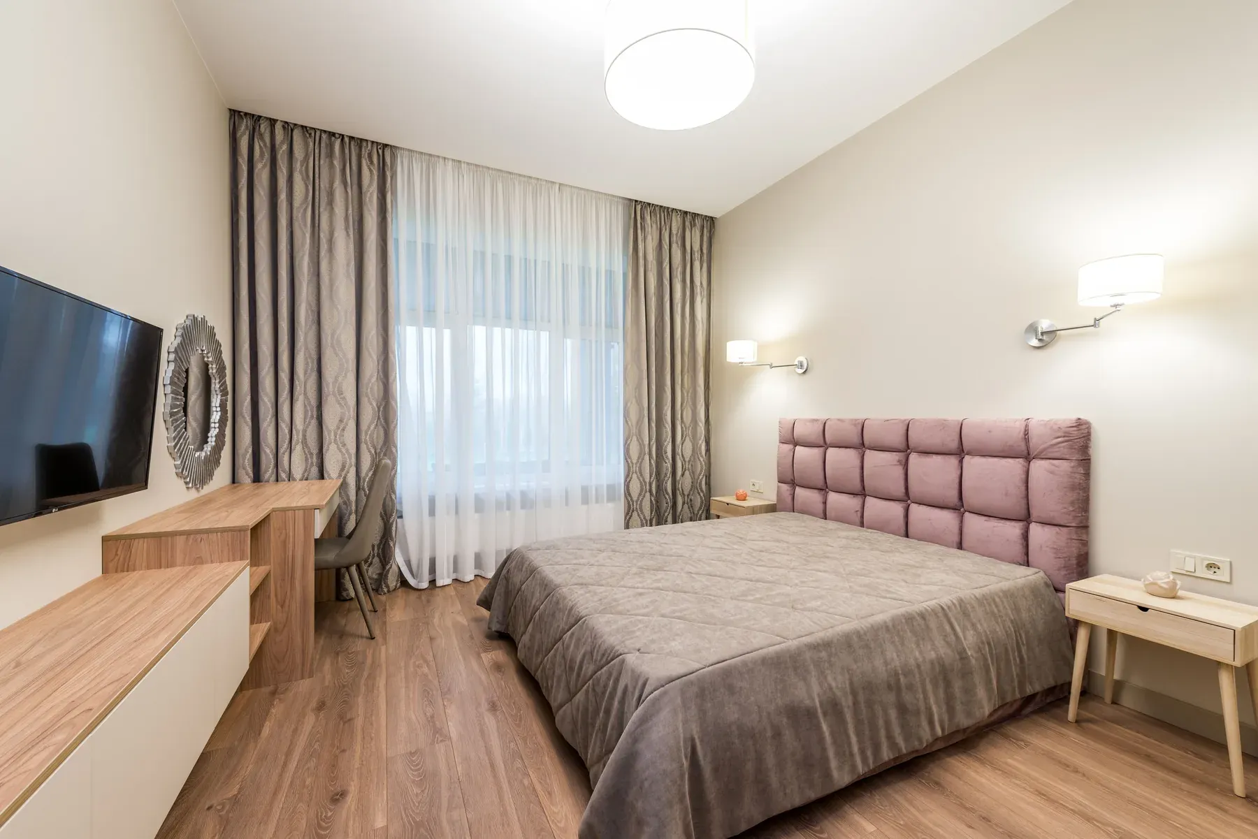 Minimal double bed with a mauve upholstered headboard — reference image for the SAHAR minimal double bed